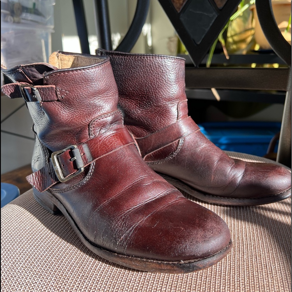 Frye ankle boots sz 8.5